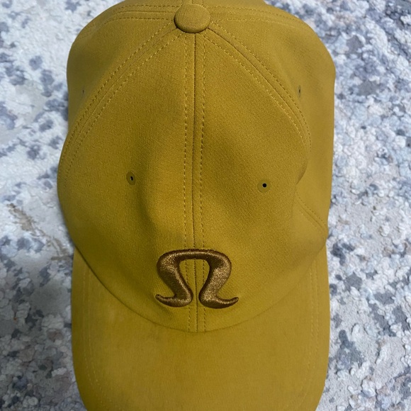 Lululemon Mustard Yellow Cap - Picture 2 of 4